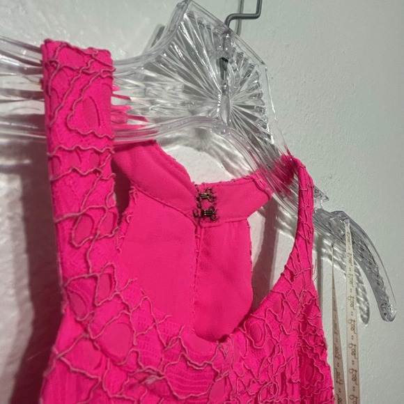 Lilly Pulitzer Hot Pink Lace Halter Top Mini Tent Dress Womens Size XS - Picture 2 of 9